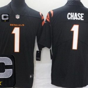Cincinnati Bengals #1 Ja'Marr Chase Limited Black 2025 Captain Patch Vapor Jersey