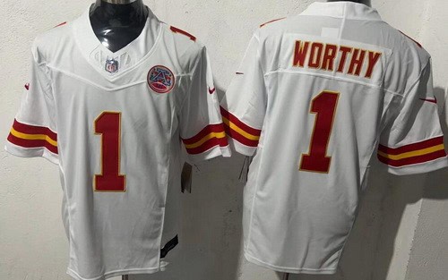 Kansas City Chiefs #1 Xavier Worthy Limited White FUSE Vapor Jersey
