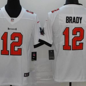 Tampa Bay Buccaneers #12 Tom Brady Limited White Vapor Untouchable Jersey